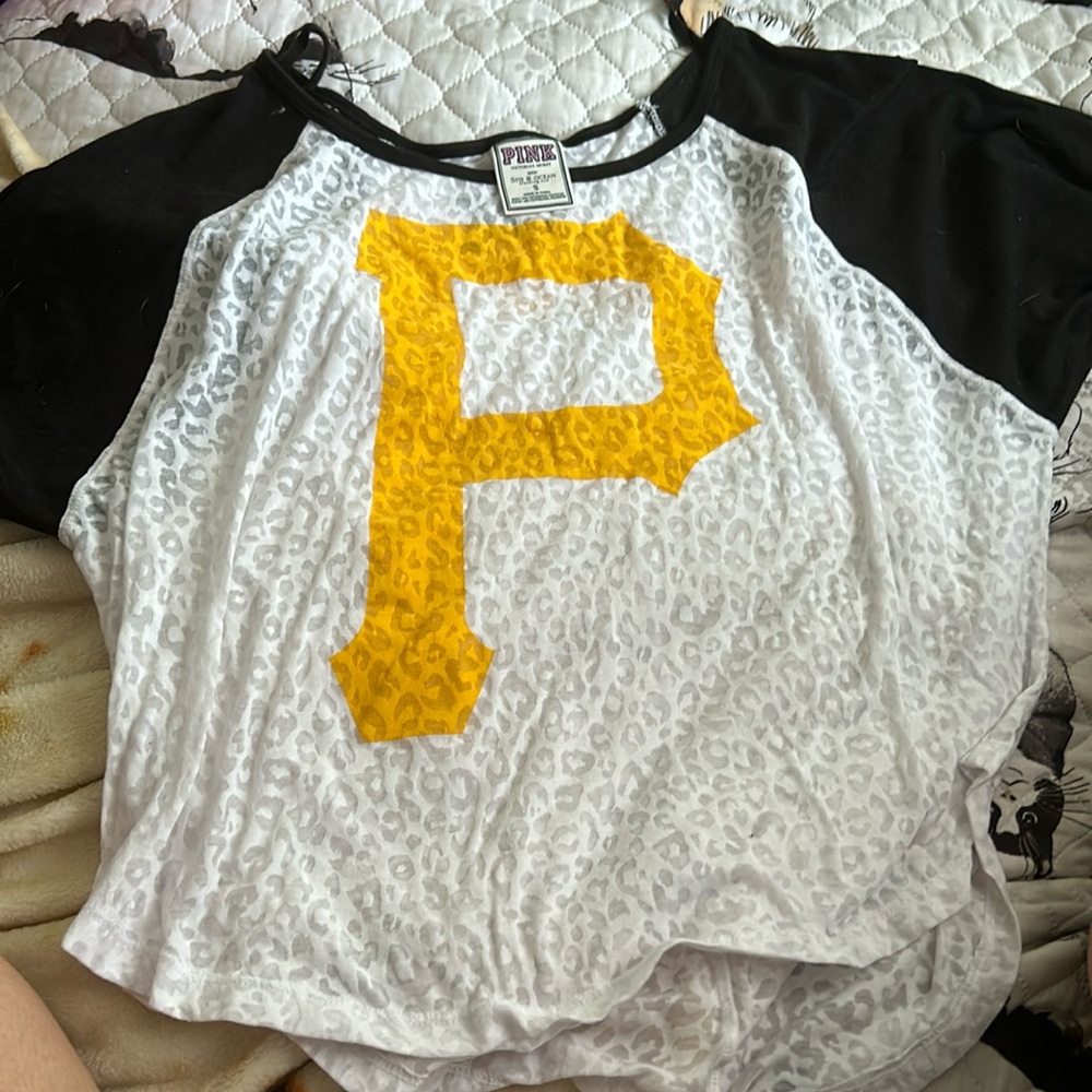 PINK Pirates shirt